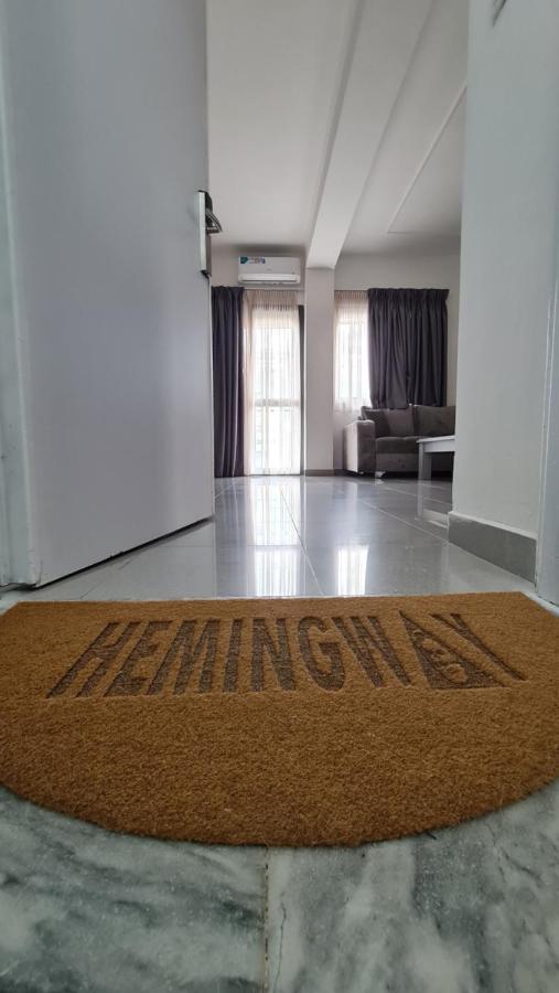 Heming-Way Hotel ドゥラス エクステリア 写真