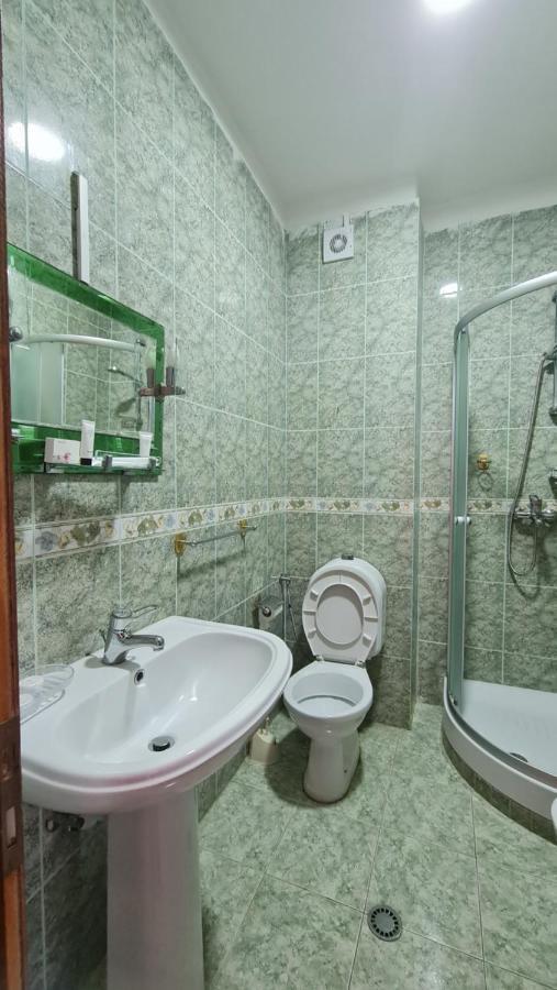Heming-Way Hotel ドゥラス エクステリア 写真